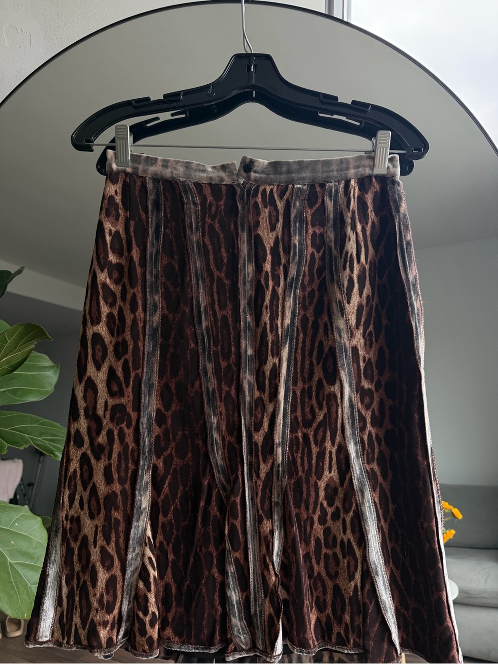 Skirt Subcategory Classification - Picture 5 of 6